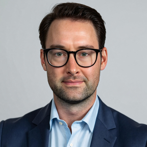 Jeff Hogan Headshot